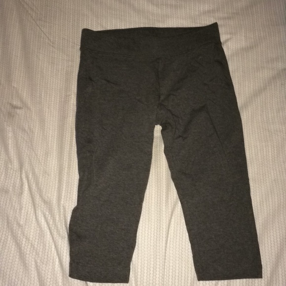 Cropped leggings - Picture 1 of 2